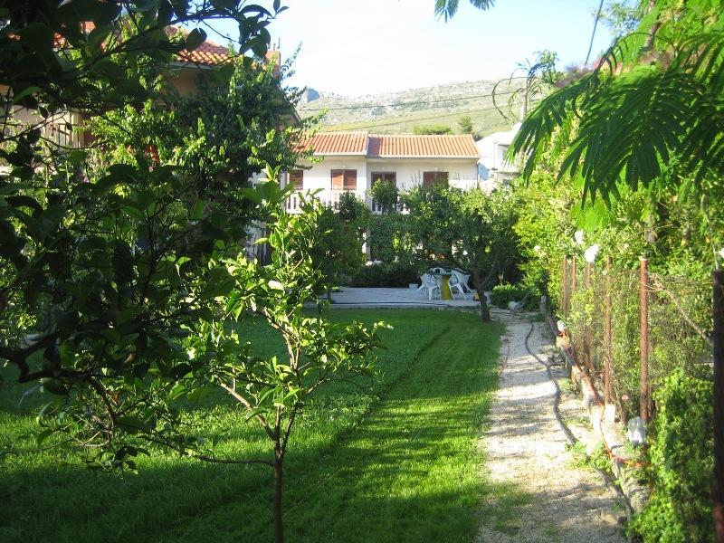 Apartments Ruzic Podstrana Bagian luar foto
