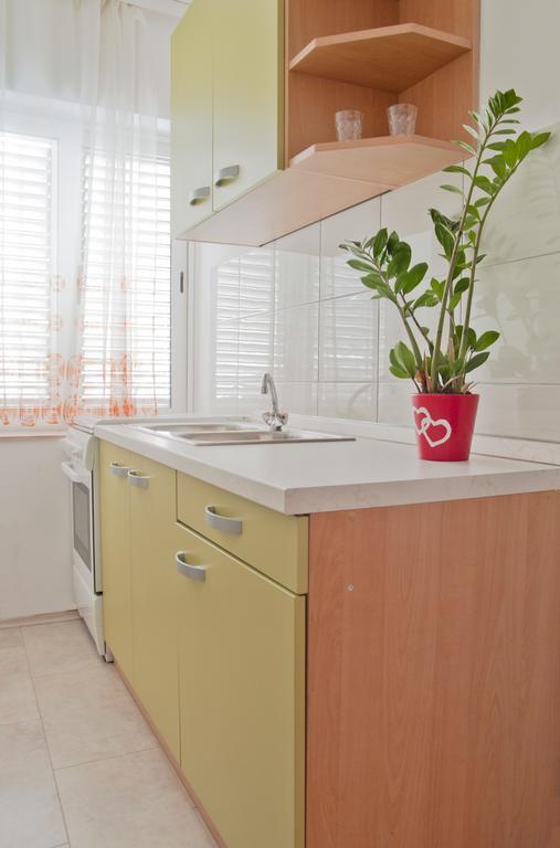 Apartments Ruzic Podstrana Bagian luar foto